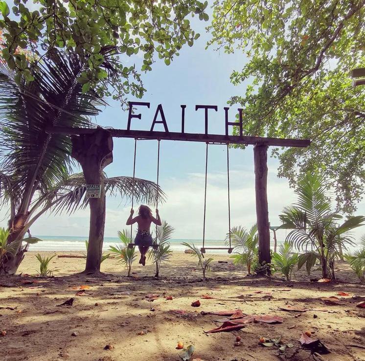 Faith Glamping Dome Costa Rica Bed & Breakfast Manzanillo  Exterior photo